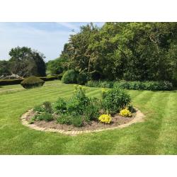 Thickthorn Garden Care - Gardening services to suit all wants and needs.