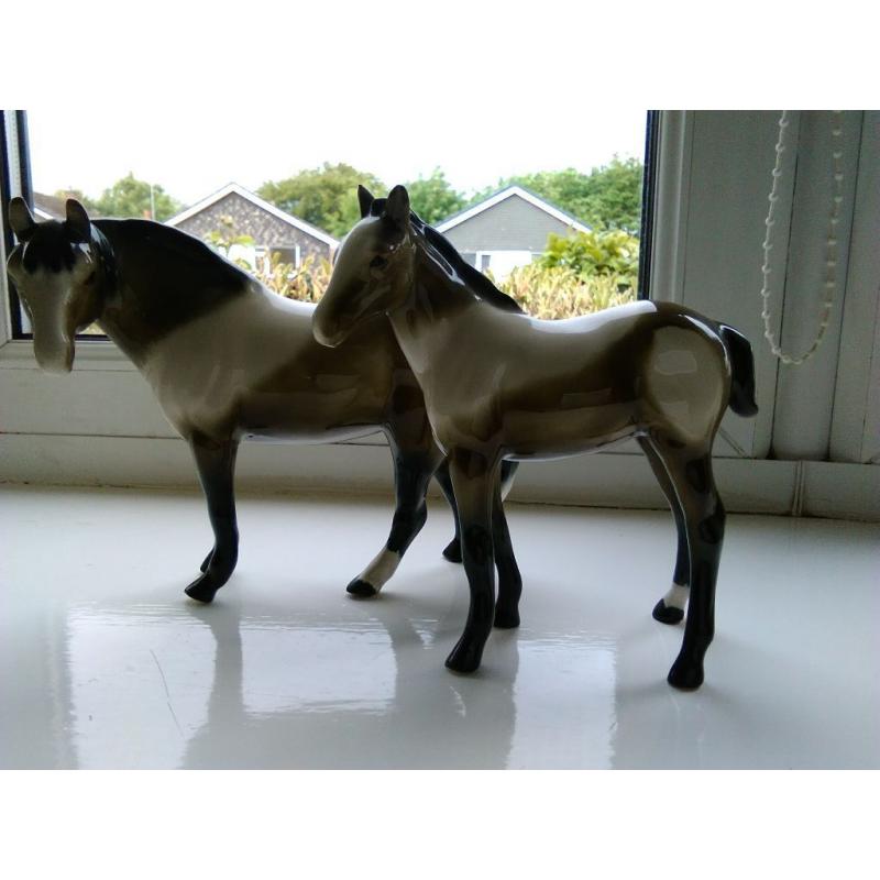 Elite Pottery horses