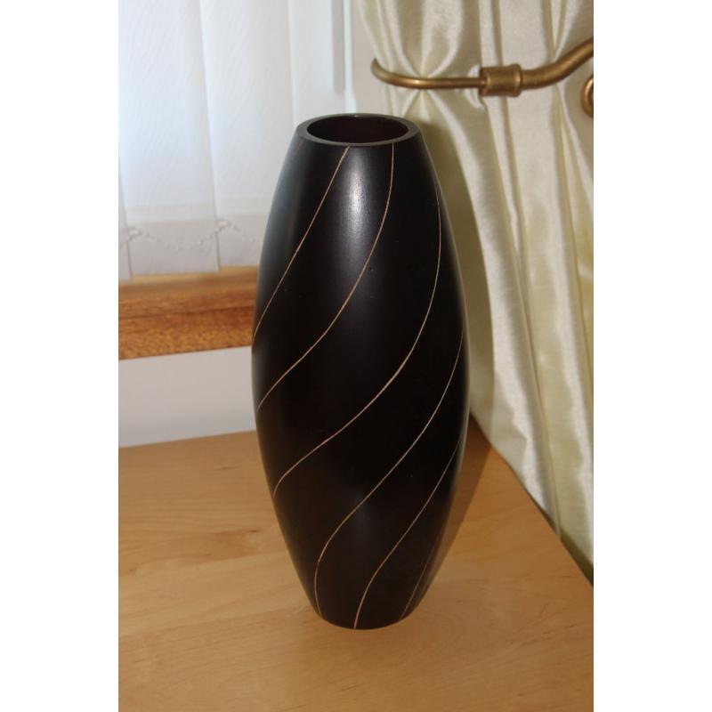 Solid mango wood vase 14x6 inch excellent condition hardly used