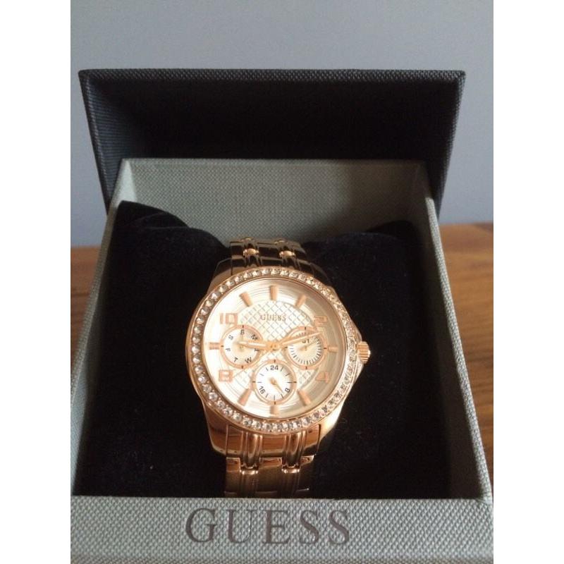 **Brand new never worn** Ladies guess watch.