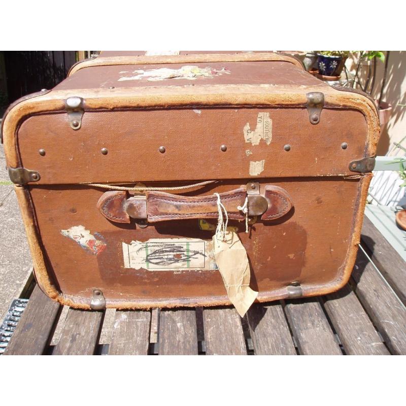Vintage Travel Trunk with Tray