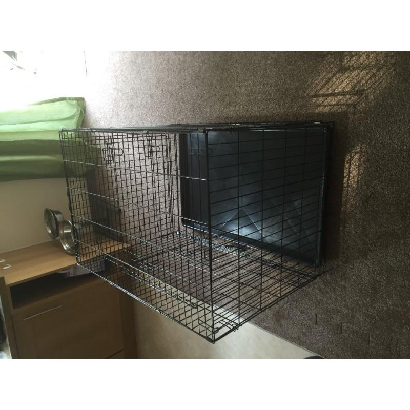 Large dog cage- excellent condition