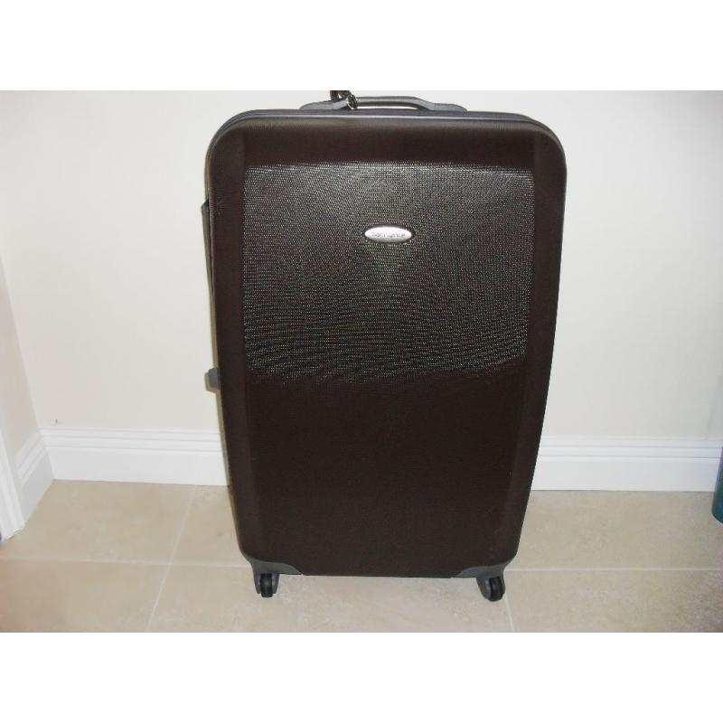 Samsonite Extra Large Lightweight Suitcase as New