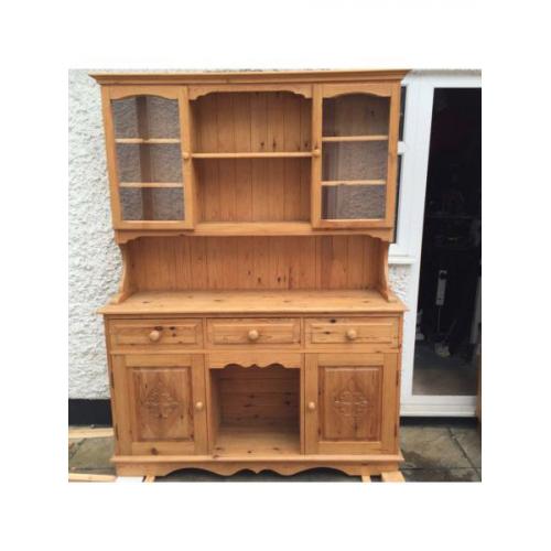 Good quality solid pine welsh dresser currently waxed but could be painted or limed etc...