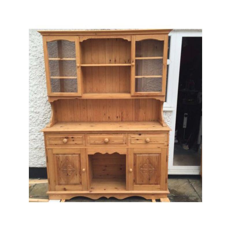 Good quality solid pine welsh dresser currently waxed but could be painted or limed etc...