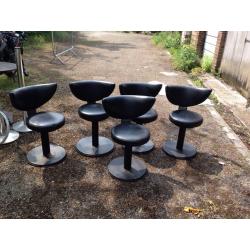 BUNDLE OF CLUB CHAIRS (EACH SOLD SEPERTAE)