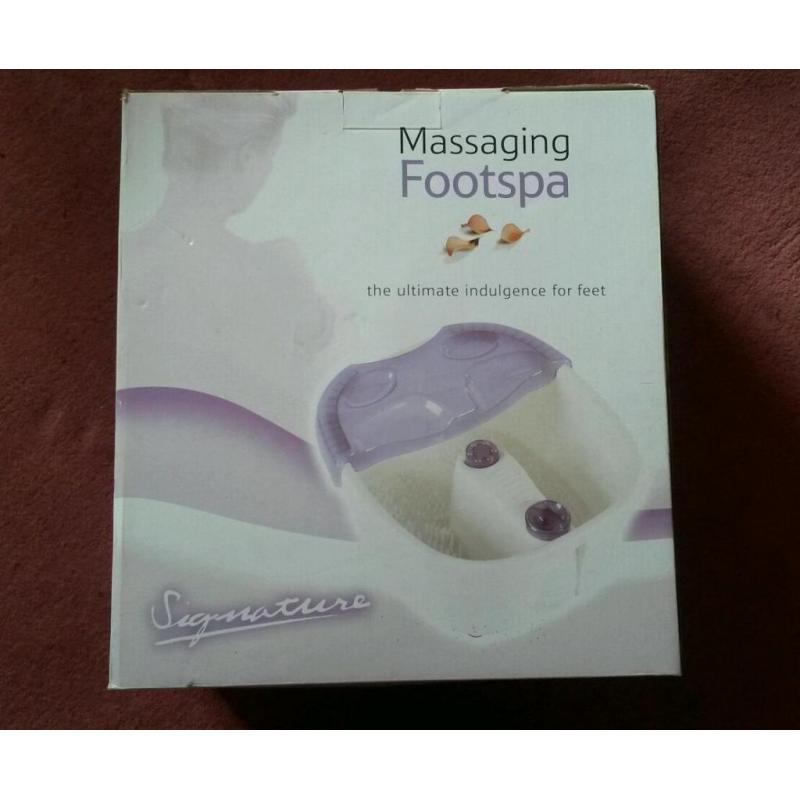 Signature massaging footspa