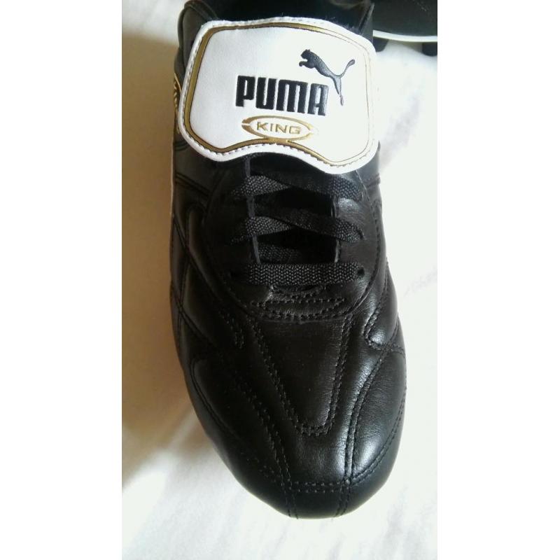 Puma King - Size 9.5 moulded