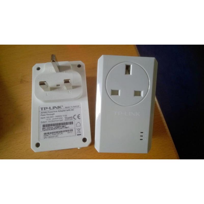 TP-LINK AV500 Powerline adaptors with AC pass through