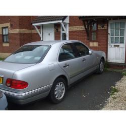 Mercedes E240