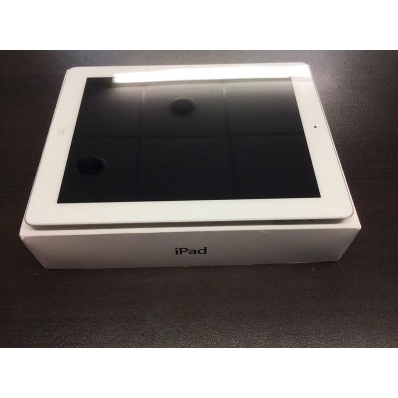 iPad 4 32gb wifi in white immaculate condition with warranty and accessories