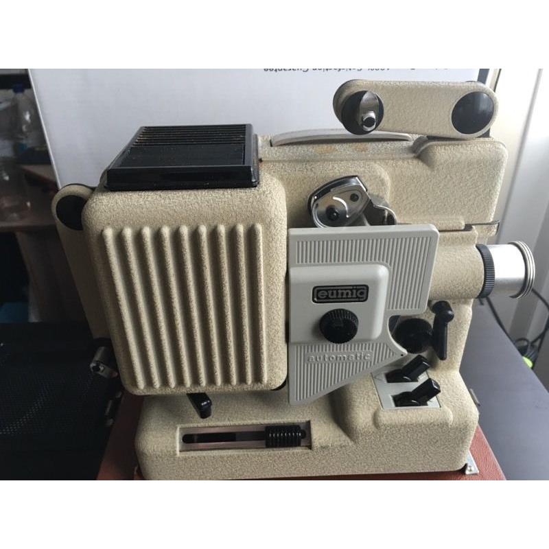 Vintage Eumig P8 Projector