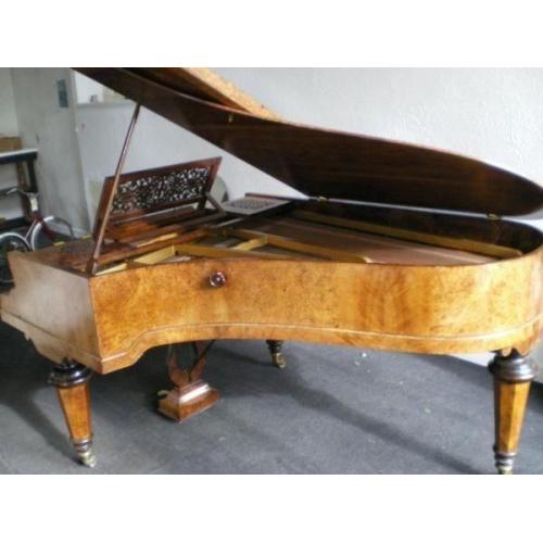 Scrap Piano Removal and Disposal Service. Free Up Some Extra Space!