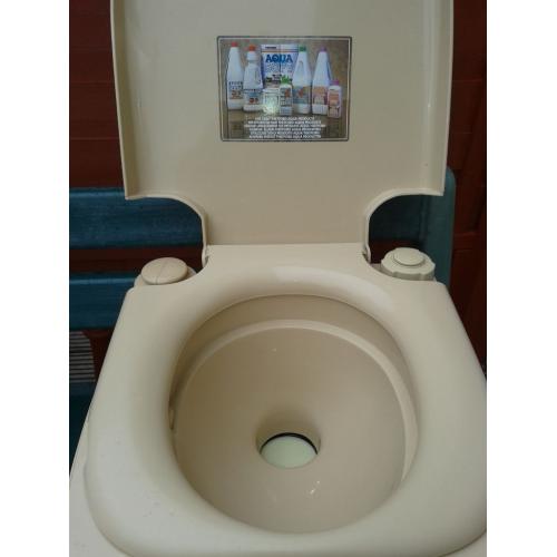 Porta potti 265 flush toilet