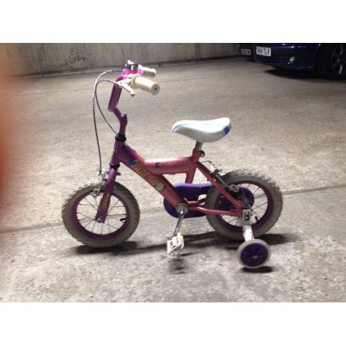 Girl's bike with stabilizers and a helmet - Surbiton