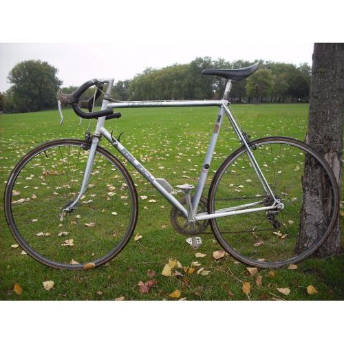 Raleigh Quasar 10speed Road Bike Large 59cm Liteweight Aerospace Contour Design-Fast Maillard Wheels