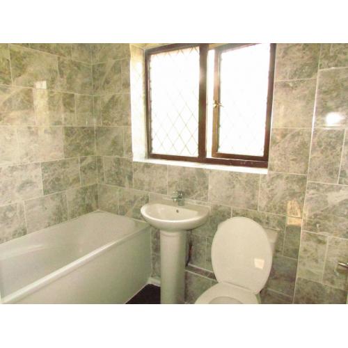 HIGH QULITY DOUBLE ROOMS TO RENT (NO DEPOSIT REQUIRED )Chadwell Heath Station -Less than 5 minutes.