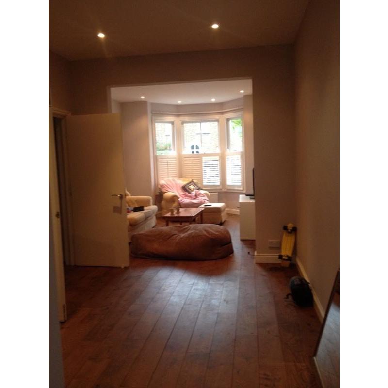 Double room with ensuite in gorgeous house in Wimbledon
