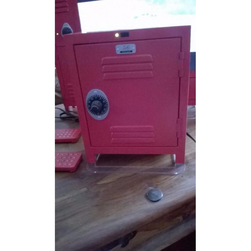 RARE High School Musical 15" LCD TV Gym-Locker-Style with matching DVD Player with remotes x 2