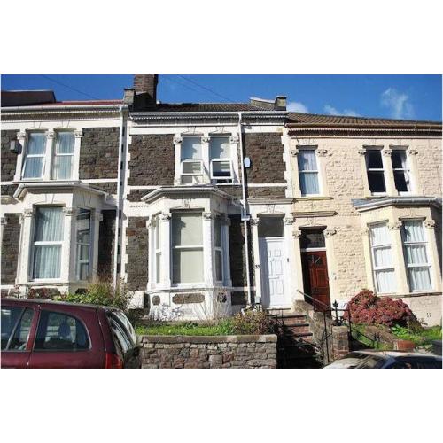 Double room in bright friendly houseshare, NO agency fees!