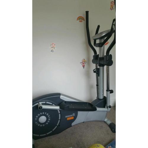 Heavy duty cross trainer