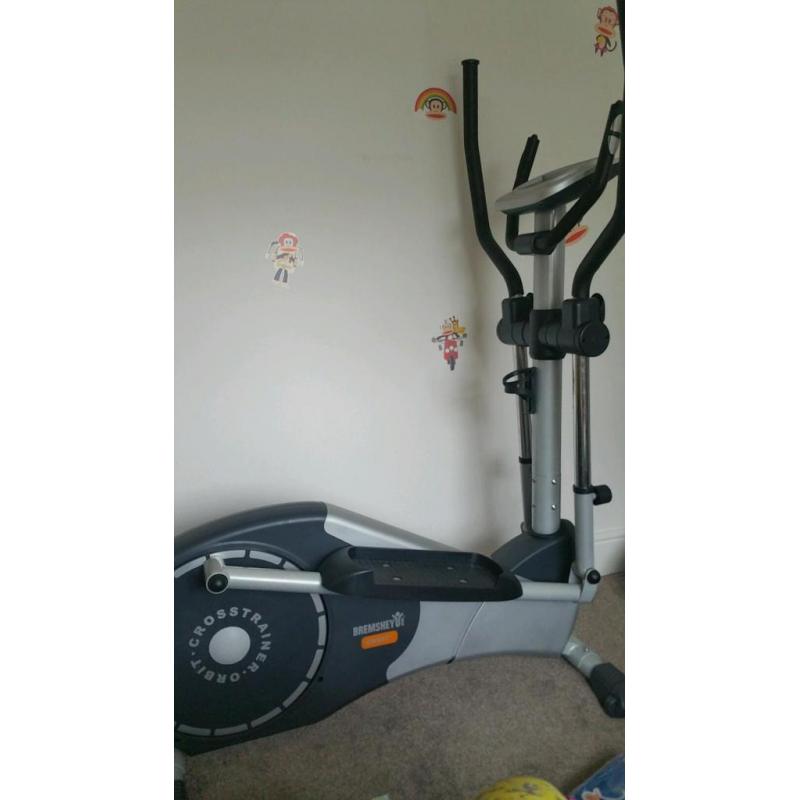 Heavy duty cross trainer