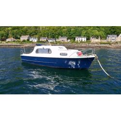 Freeman 22 Cabin cruiser. Mark 1. Bmc diesel engine