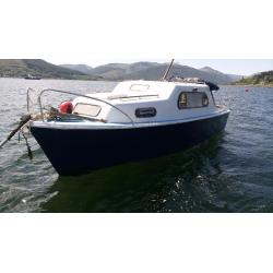 Freeman 22 Cabin cruiser. Mark 1. Bmc diesel engine