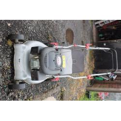 Wolf four stroke 5hp self propelled lawn mower excellent suit large lawn