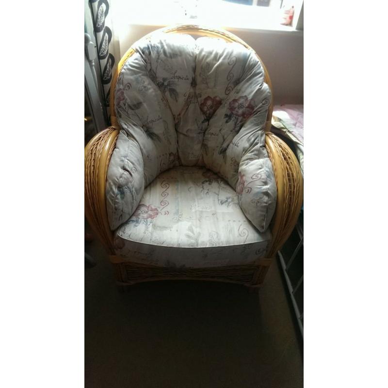 conservatory set 3 piece cane