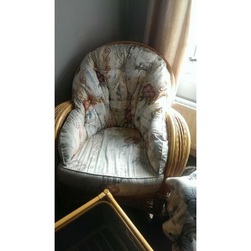 conservatory set 3 piece cane