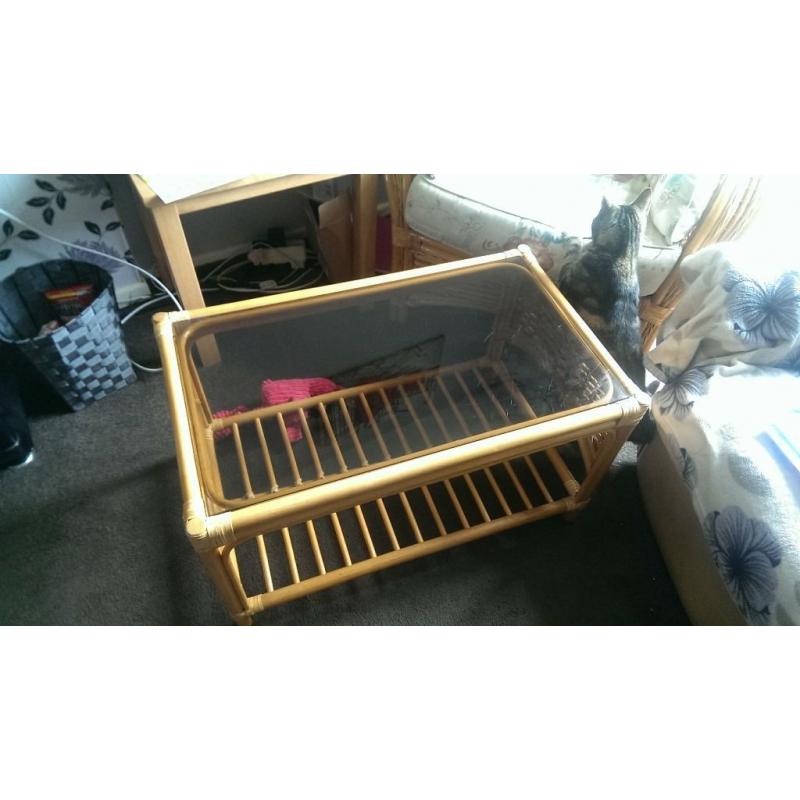 conservatory set 3 piece cane