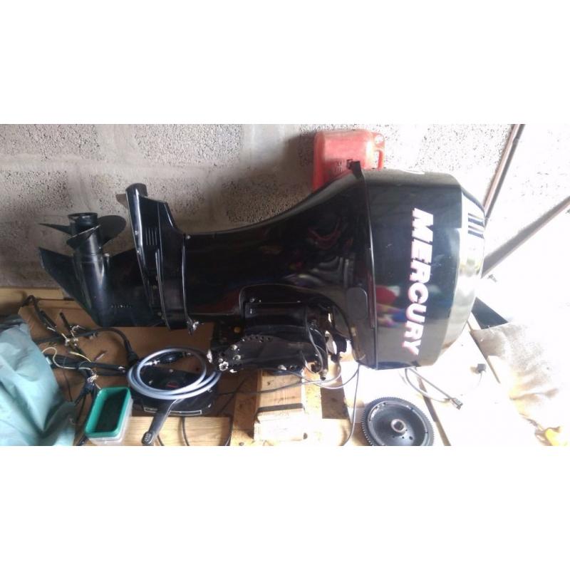 2007 Mercury Outboard - 4 stroke - 40HP - Trim and Tilt - Electrical Fuel Injected