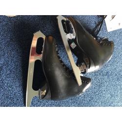 Ripsport figure skates size 3