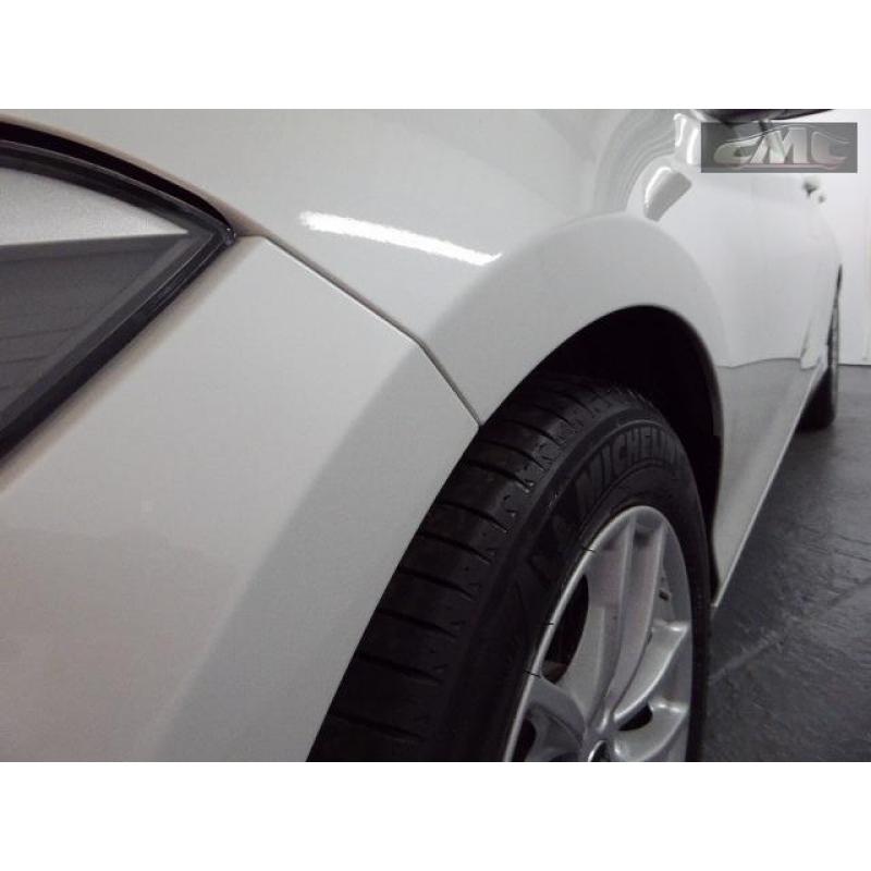 BMW 1 SERIES 116D EFFICIENTDYNAMICS, White, Manual, Diesel, 2015