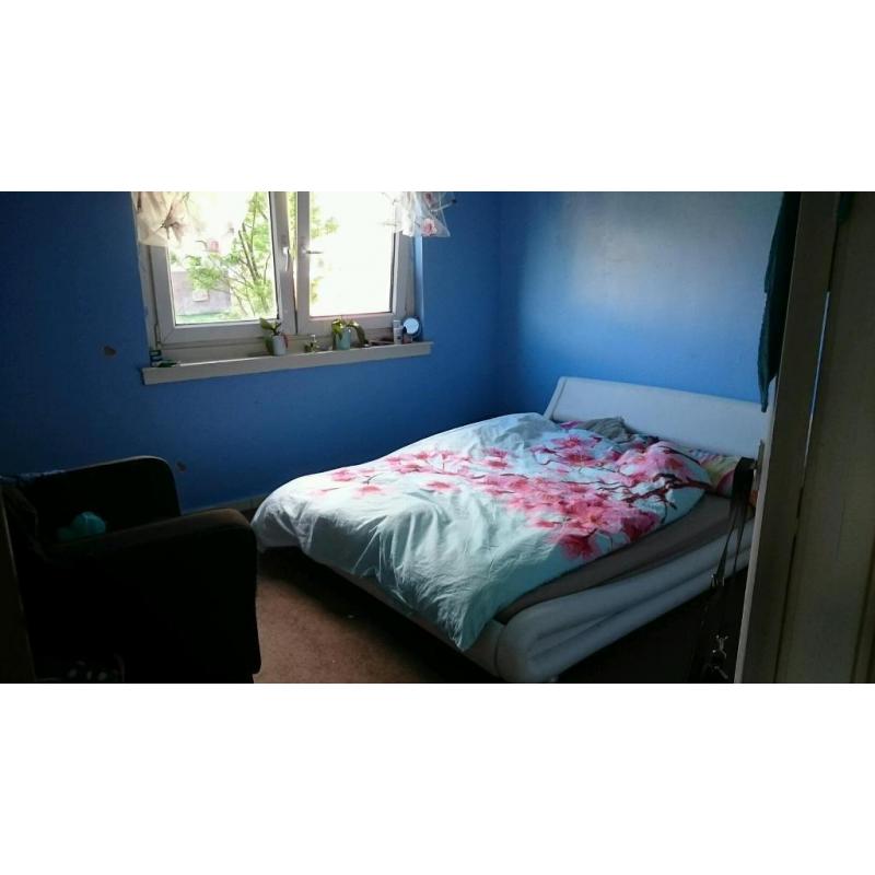 Council exchange 2 bedroom for one