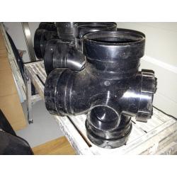 Soil pipe T pieces ( access branch ) with rodding points (4 off black)