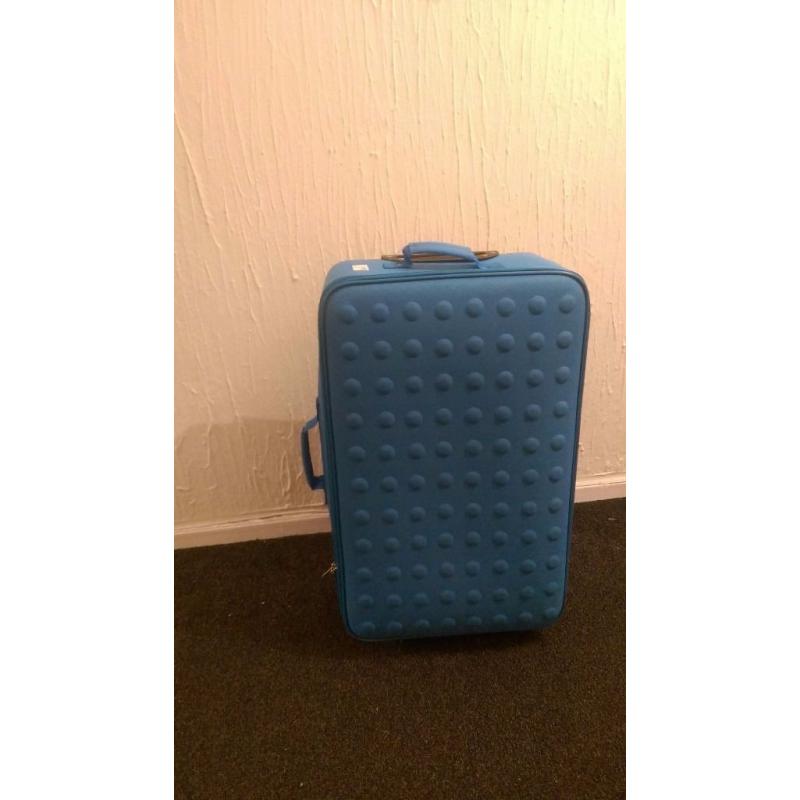 Suitcase great conditions!