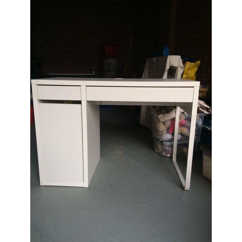 Computer desk white with cupboard and 2 drawers
