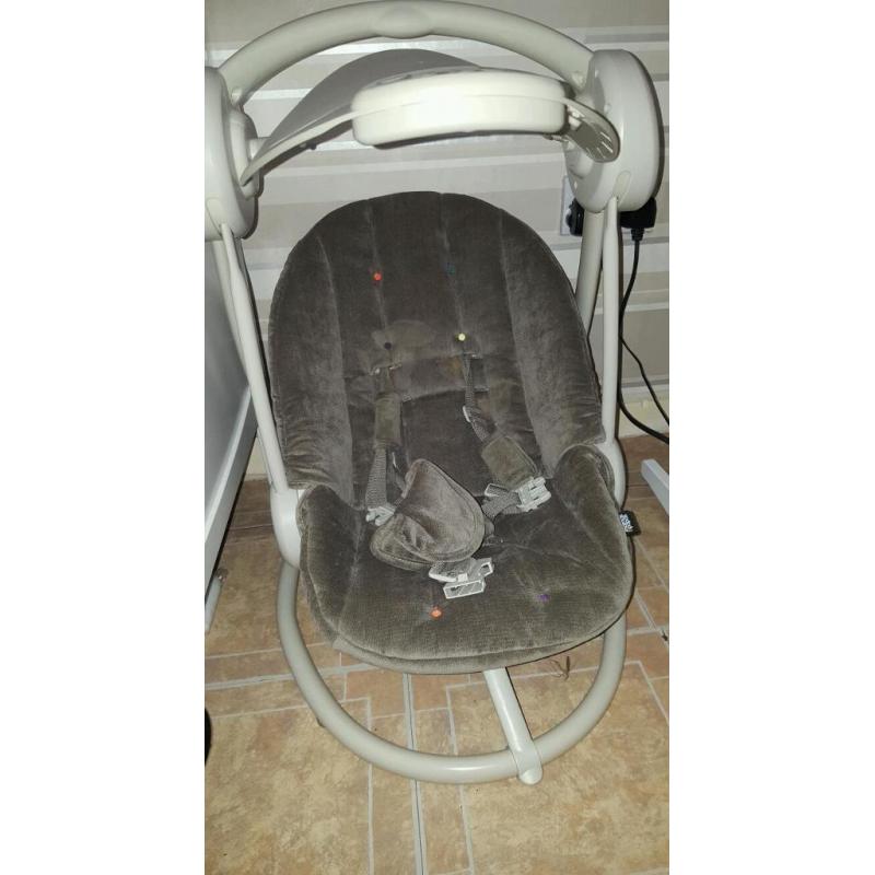 Mamas and Papas swinging seat