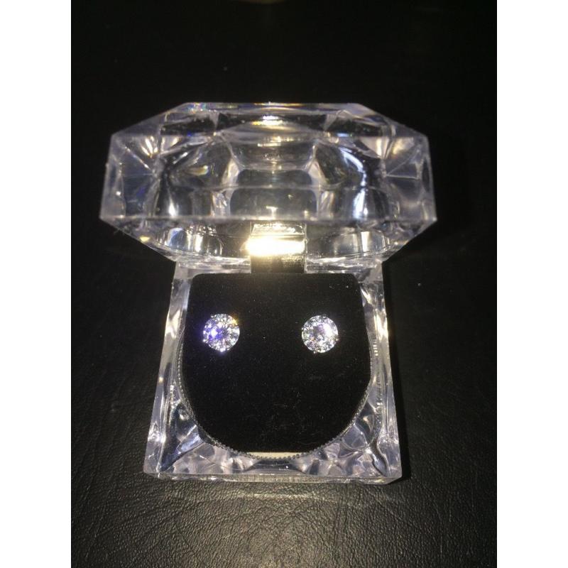 New boxed earings