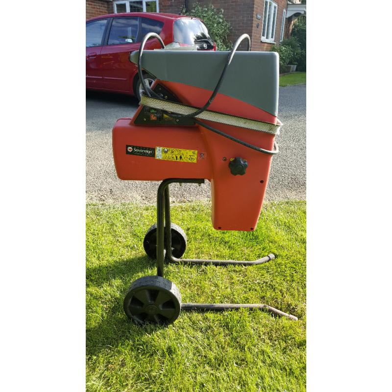 Sovereign (SQS 2500 Garden Refuse Shredder