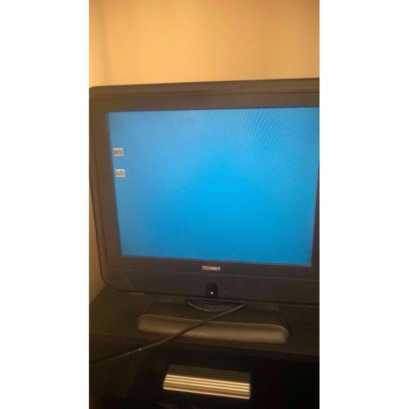 lcd tv with freeview and remote