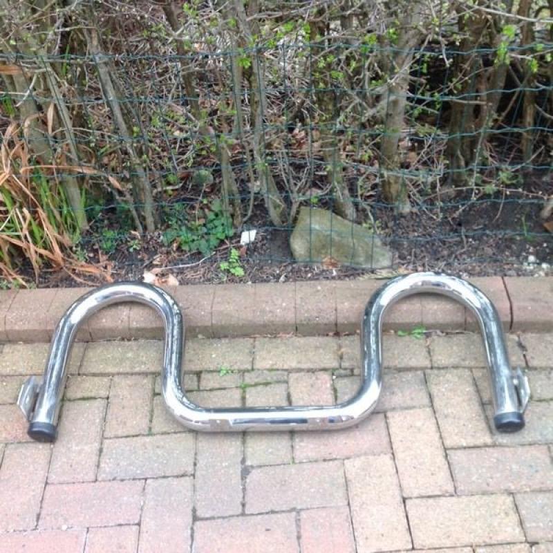 MX5 chrome u-shaped style bar.