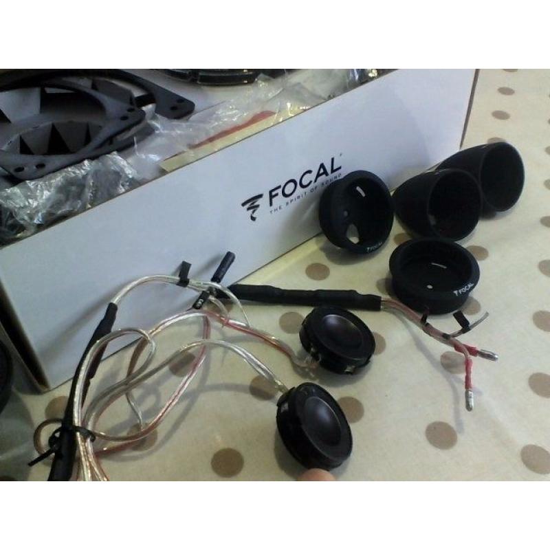 Focal ISN 130 (5")- speakers + tweeters - CAR AUDIO - NEAR MINT - Great sounding audio - NEED GONE
