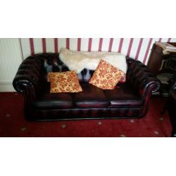 5 piece chesterfield settees/chairs