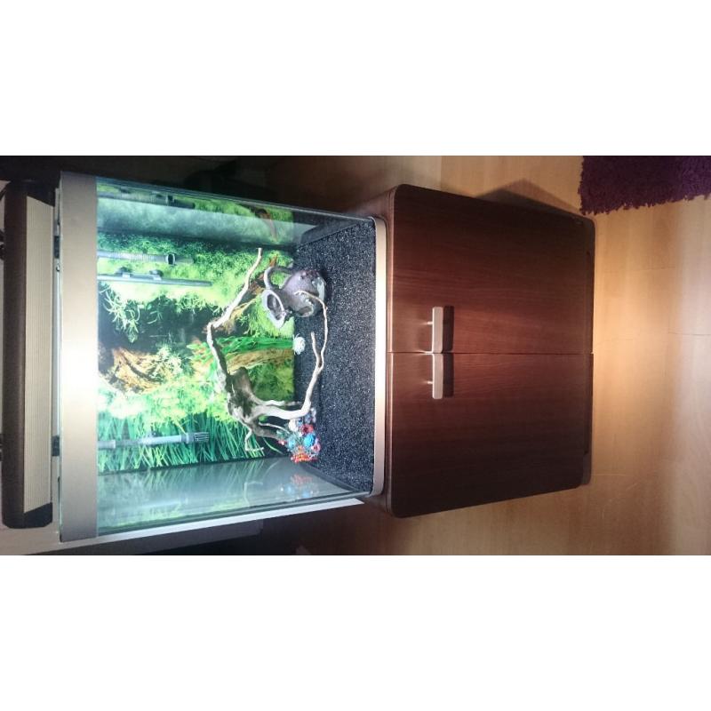 FLUVAL 155 LITER FISH TANK FOR SALE FULL SET UP,,