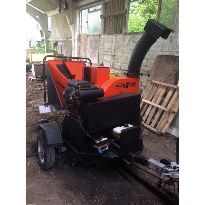 WOOD CHIPPER BEARCAT