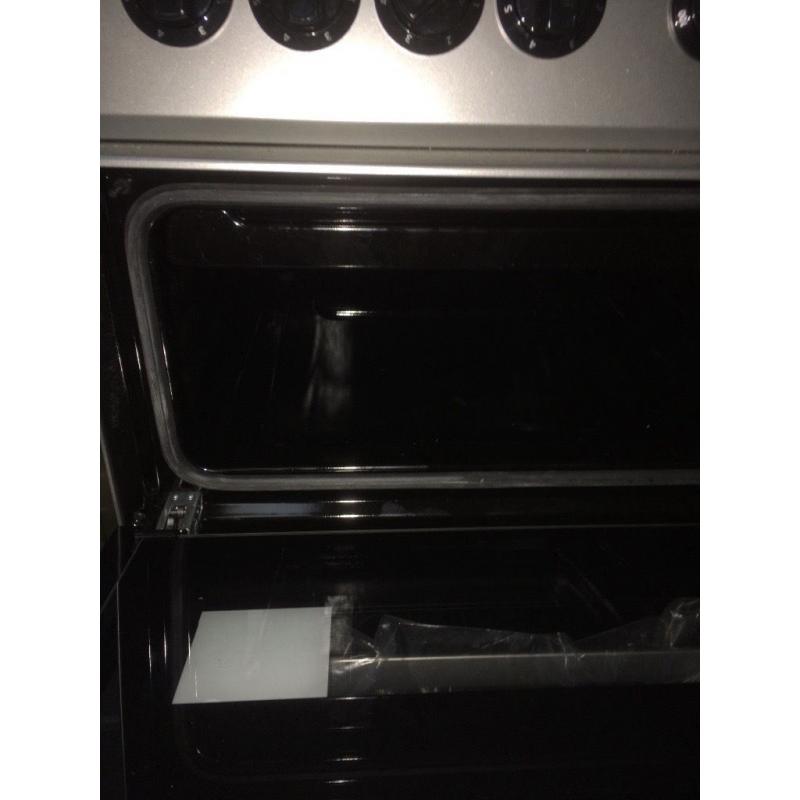 Brand new unused hob grill and oven free standing