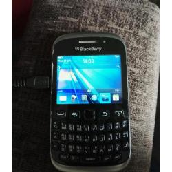 Blackberry 9320